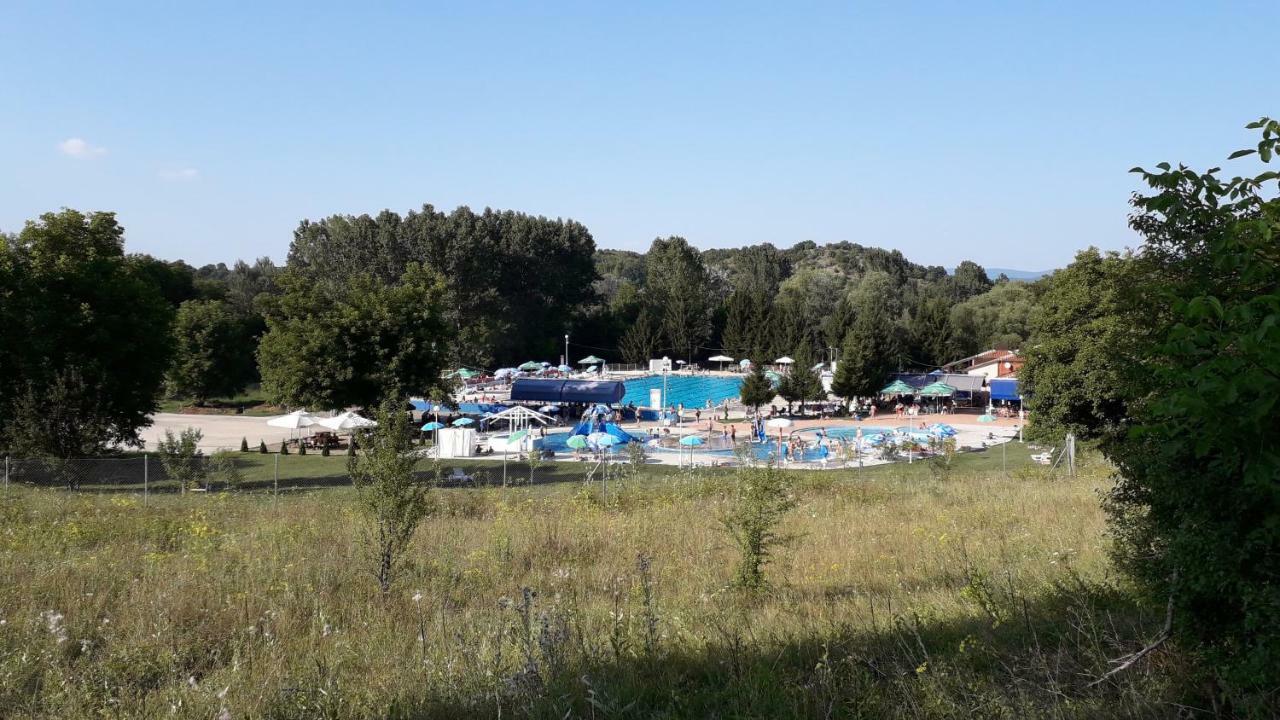 Privatan Smestaj Knjazevac Zewnętrze zdjęcie